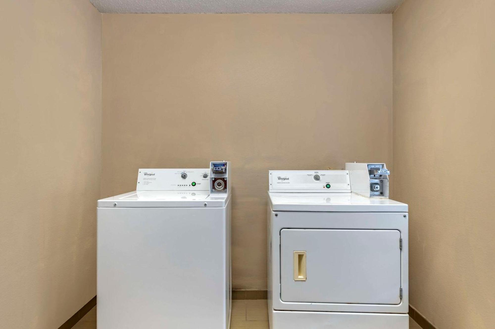 Comfort Inn & Suites Seguin Buitenkant foto