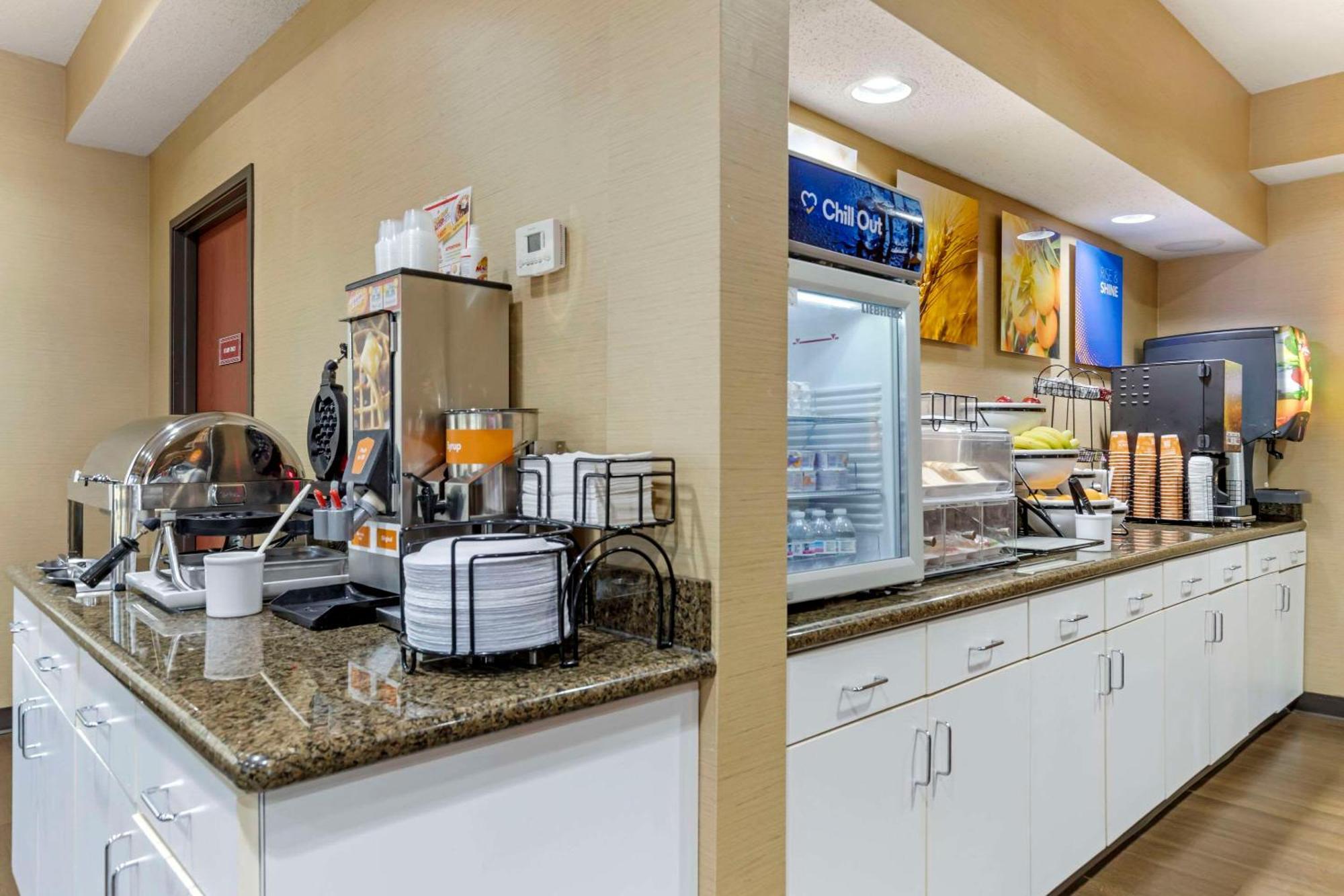 Comfort Inn & Suites Seguin Buitenkant foto