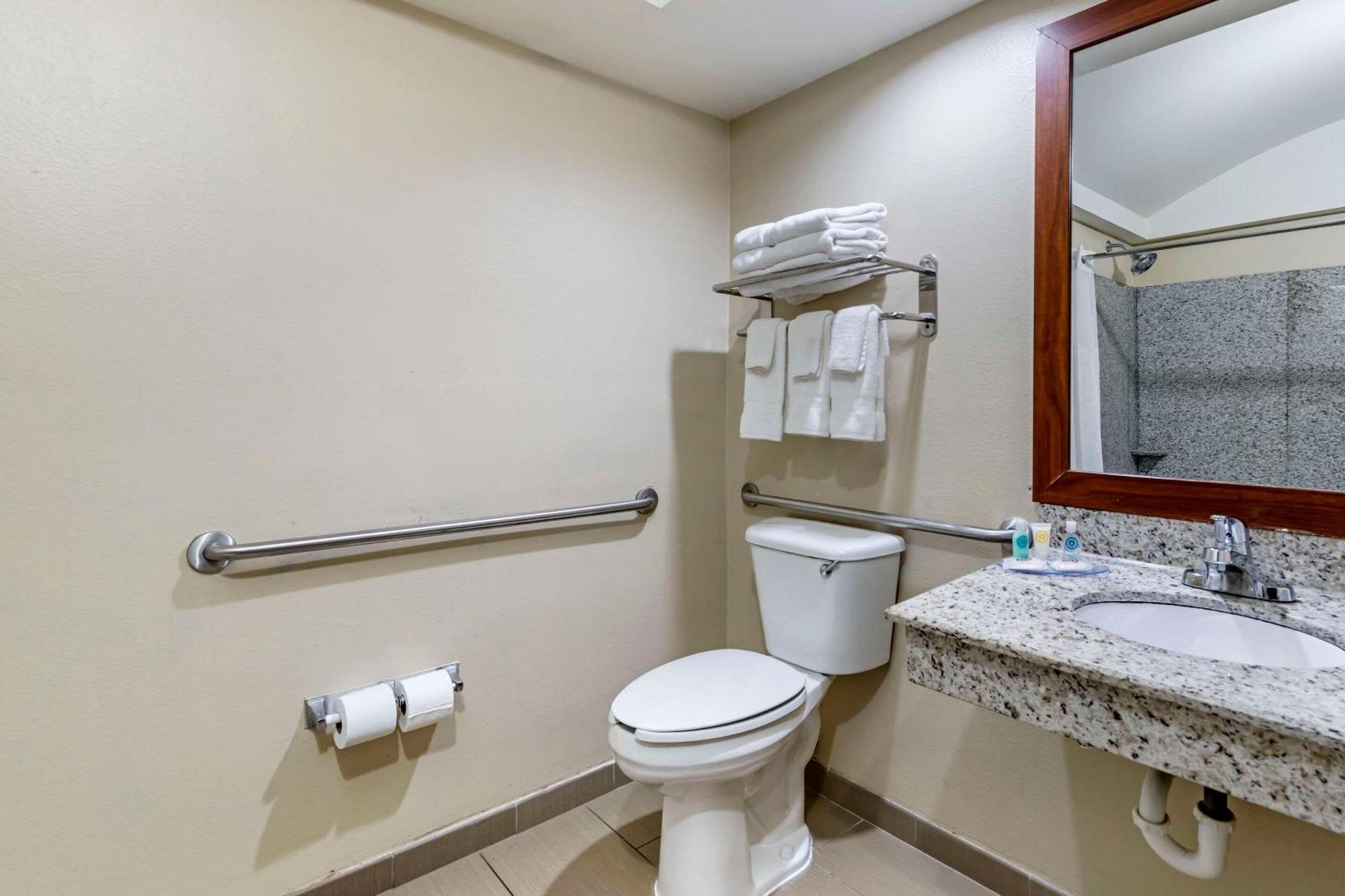Comfort Inn & Suites Seguin Buitenkant foto