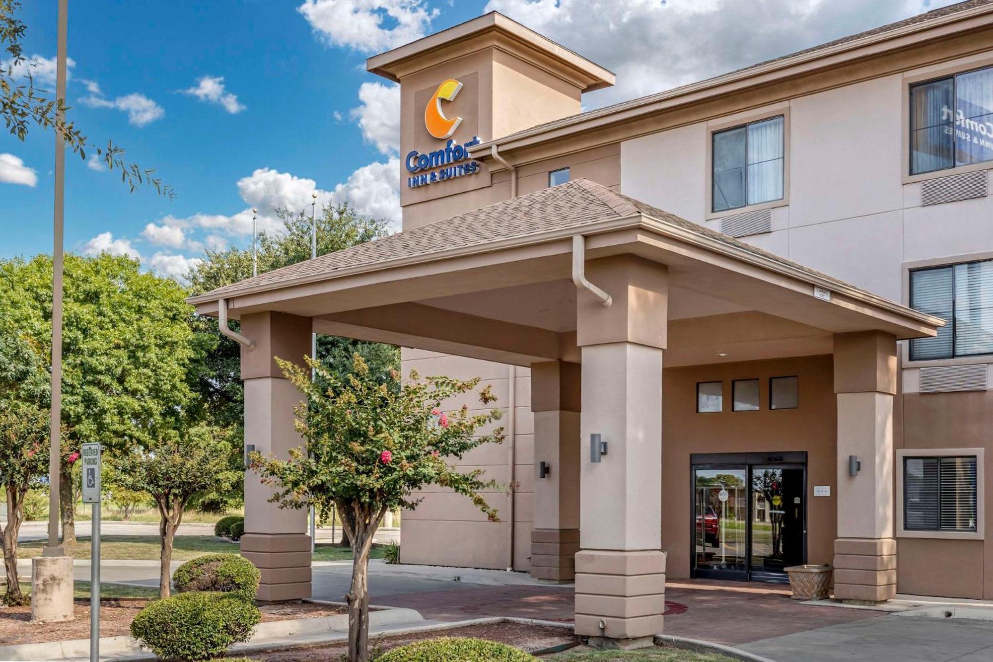 Comfort Inn & Suites Seguin Buitenkant foto