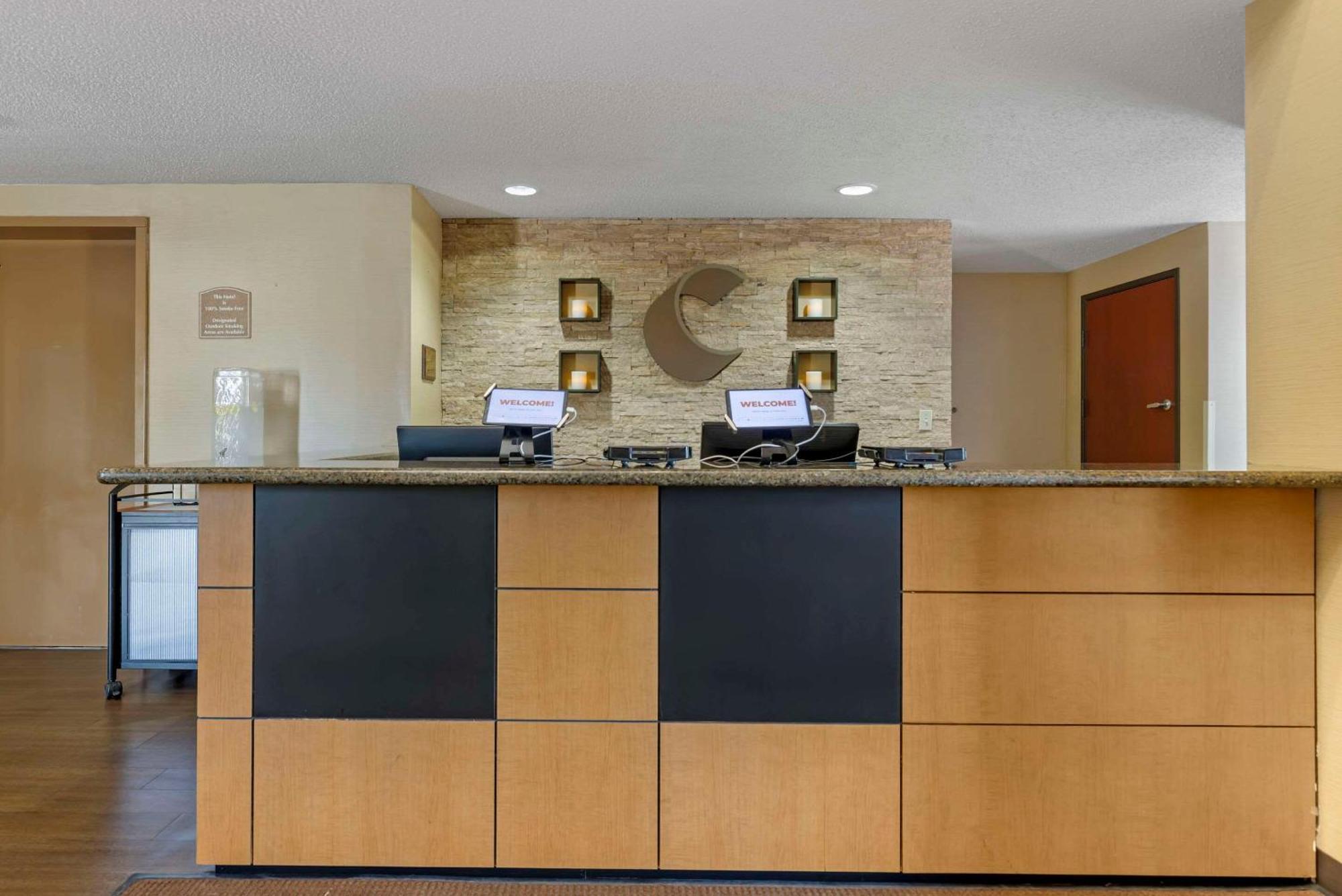Comfort Inn & Suites Seguin Buitenkant foto